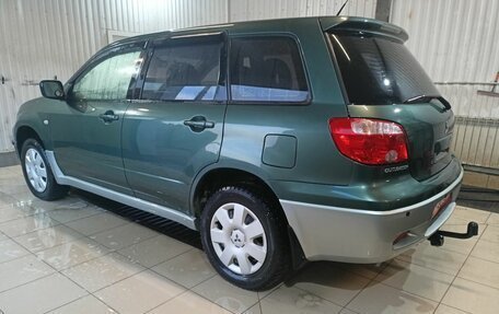Mitsubishi Outlander III рестайлинг 3, 2005 год, 539 000 рублей, 5 фотография