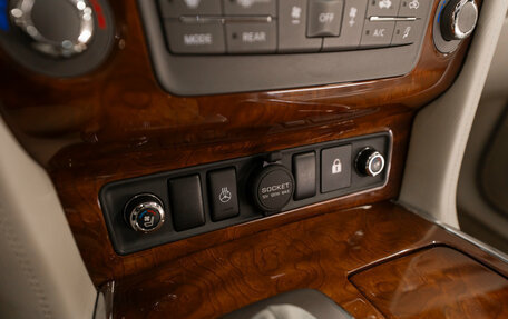 Infiniti QX80 I рестайлинг, 2014 год, 2 880 000 рублей, 26 фотография