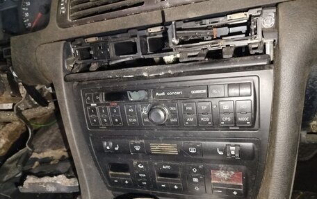 Audi A6, 1998 год, 14 фотография