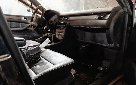 Audi A6, 1998 год, 16 фотография