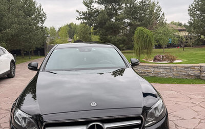 Mercedes-Benz E-Класс, 2018 год, 3 200 000 рублей, 1 фотография