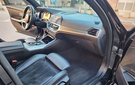 BMW 3 серия, 2019 год, 3 600 000 рублей, 23 фотография