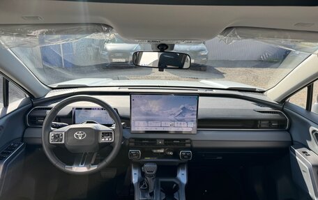 Toyota RAV4, 2026 год, 3 950 000 рублей, 13 фотография