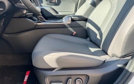 Toyota RAV4, 2026 год, 3 950 000 рублей, 15 фотография