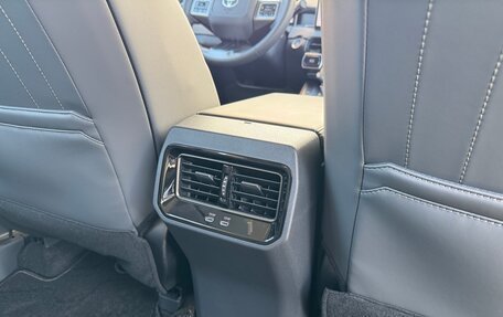Toyota RAV4, 2026 год, 3 950 000 рублей, 36 фотография