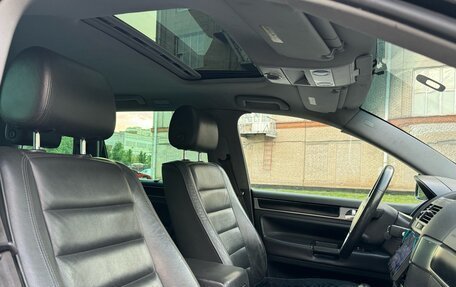 Volkswagen Touareg III, 2004 год, 630 000 рублей, 18 фотография