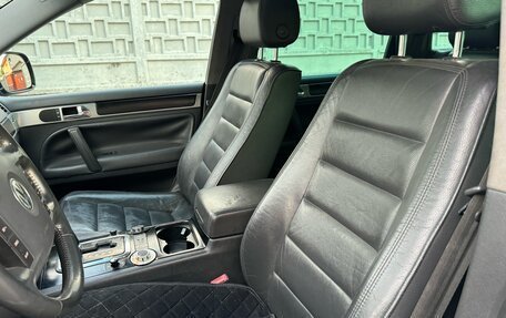 Volkswagen Touareg III, 2004 год, 630 000 рублей, 22 фотография