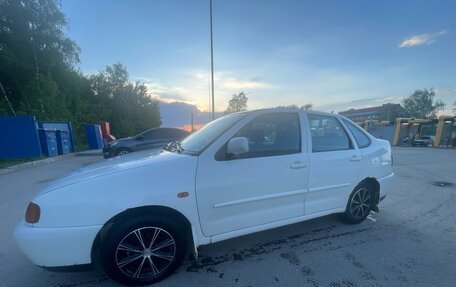 Volkswagen Polo III рестайлинг, 1997 год, 250 000 рублей, 3 фотография