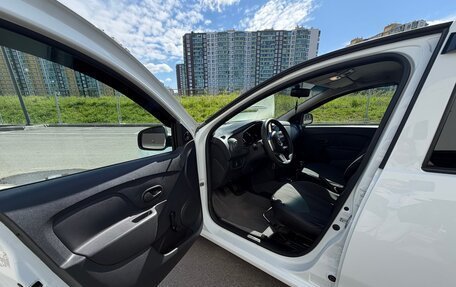 Renault Logan II, 2020 год, 810 000 рублей, 15 фотография
