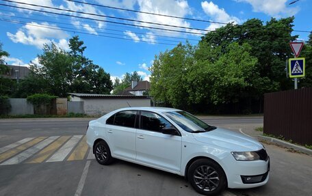 Skoda Rapid I, 2015 год, 800 000 рублей, 4 фотография