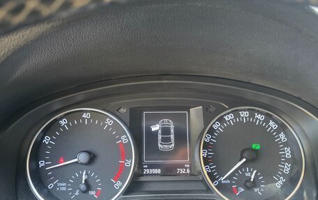 Skoda Rapid I, 2015 год, 800 000 рублей, 30 фотография