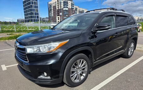 Toyota Highlander III, 2015 год, 2 910 000 рублей, 3 фотография