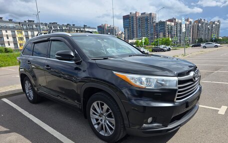 Toyota Highlander III, 2015 год, 2 910 000 рублей, 5 фотография