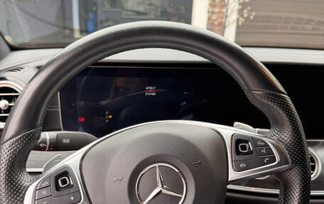 Mercedes-Benz E-Класс, 2018 год, 3 200 000 рублей, 13 фотография