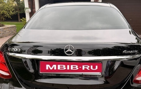Mercedes-Benz E-Класс, 2018 год, 3 200 000 рублей, 22 фотография