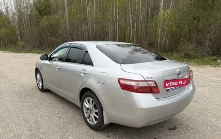 Toyota Camry, 2010 год, 1 100 000 рублей, 10 фотография