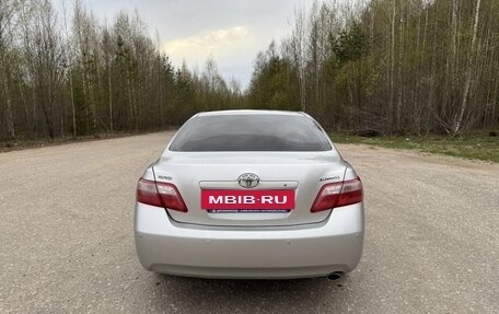 Toyota Camry, 2010 год, 1 100 000 рублей, 9 фотография