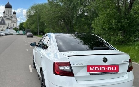 Skoda Octavia, 2018 год, 1 890 000 рублей, 6 фотография