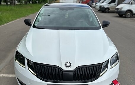 Skoda Octavia, 2018 год, 1 890 000 рублей, 2 фотография
