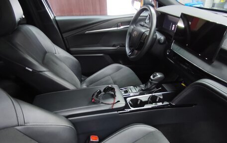 Toyota Camry, 2024 год, 4 050 000 рублей, 5 фотография