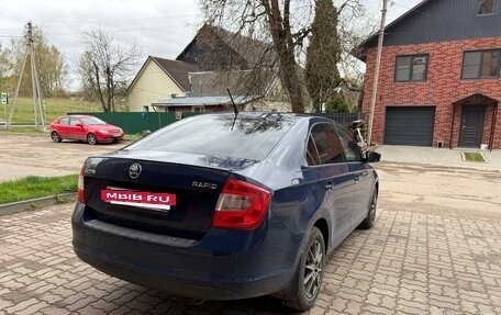 Skoda Rapid I, 2015 год, 730 000 рублей, 3 фотография