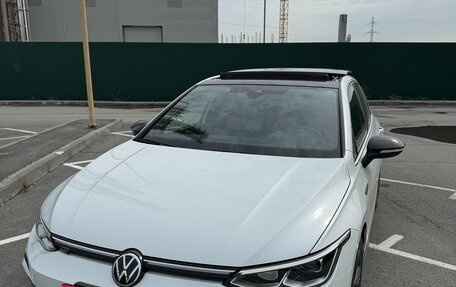 Volkswagen Golf VIII, 2022 год, 2 590 000 рублей, 6 фотография