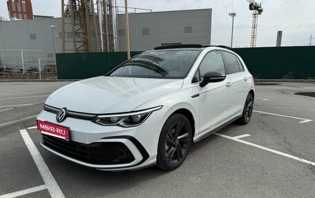 Volkswagen Golf VIII, 2022 год, 2 590 000 рублей, 8 фотография
