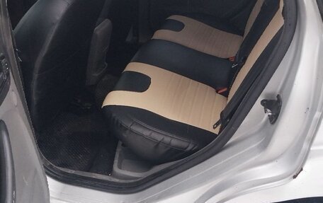 Ford Focus II рестайлинг, 2011 год, 700 000 рублей, 17 фотография