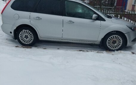 Ford Focus II рестайлинг, 2011 год, 700 000 рублей, 20 фотография