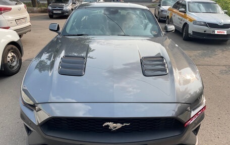Ford Mustang VI рестайлинг, 2022 год, 4 200 000 рублей, 9 фотография