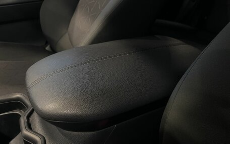 Toyota RAV4, 2020 год, 3 153 000 рублей, 30 фотография