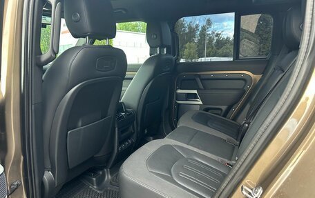 Land Rover Defender II, 2021 год, 4 950 000 рублей, 6 фотография