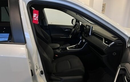 Toyota RAV4, 2020 год, 3 153 000 рублей, 29 фотография