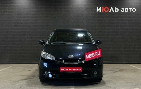 Toyota Wish II, 2012 год, 1 590 000 рублей, 2 фотография