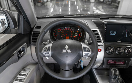 Mitsubishi Pajero Sport II рестайлинг, 2011 год, 1 680 000 рублей, 10 фотография