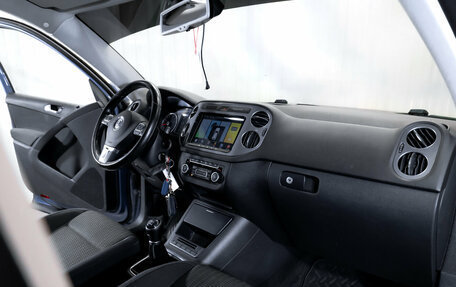Volkswagen Tiguan I, 2011 год, 1 049 000 рублей, 16 фотография