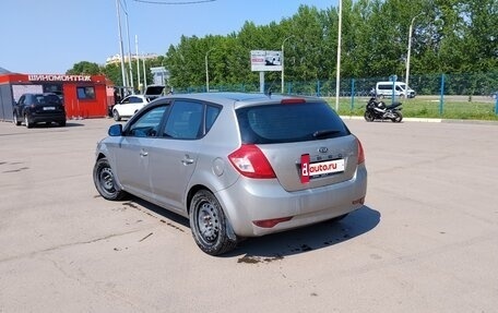 KIA cee'd I рестайлинг, 2011 год, 650 000 рублей, 6 фотография