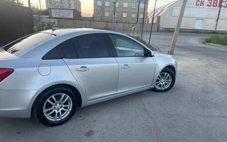 Chevrolet Cruze II, 2009 год, 490 000 рублей, 6 фотография