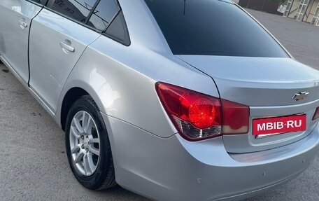 Chevrolet Cruze II, 2009 год, 490 000 рублей, 7 фотография