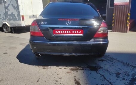 Mercedes-Benz E-Класс, 2008 год, 706 000 рублей, 10 фотография