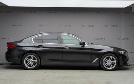 BMW 5 серия, 2019 год, 2 897 000 рублей, 4 фотография