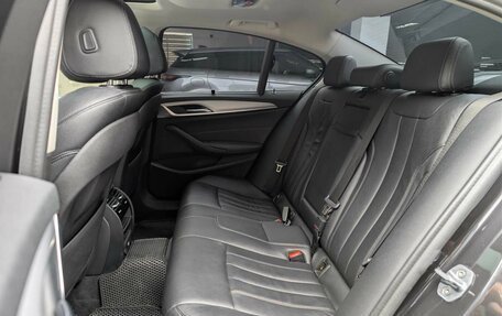 BMW 5 серия, 2019 год, 2 897 000 рублей, 9 фотография