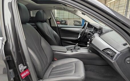 BMW 5 серия, 2019 год, 2 897 000 рублей, 12 фотография