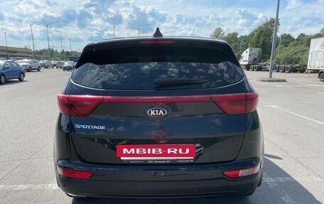 KIA Sportage IV рестайлинг, 2017 год, 1 800 000 рублей, 4 фотография