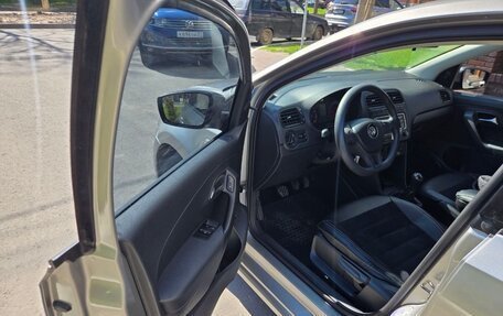 Volkswagen Polo VI (EU Market), 2018 год, 865 000 рублей, 15 фотография