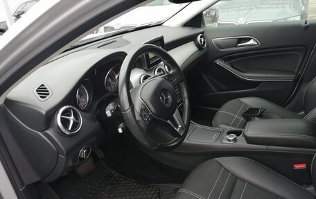 Mercedes-Benz GLA, 2015 год, 1 750 000 рублей, 2 фотография