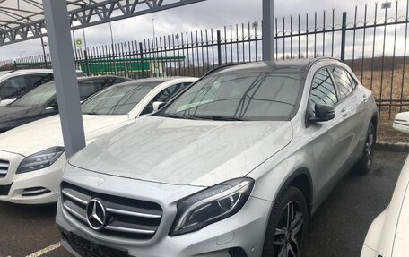 Mercedes-Benz GLA, 2015 год, 1 750 000 рублей, 37 фотография