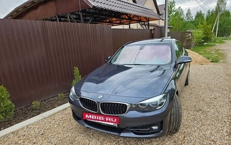 BMW 3 серия, 2017 год, 3 100 000 рублей, 13 фотография