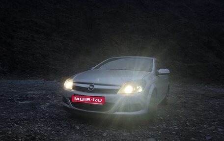 Opel Astra H, 2007 год, 620 000 рублей, 2 фотография