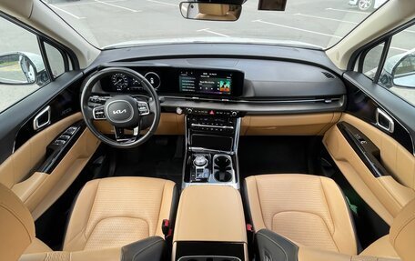 KIA Carnival, 2023 год, 4 300 000 рублей, 8 фотография